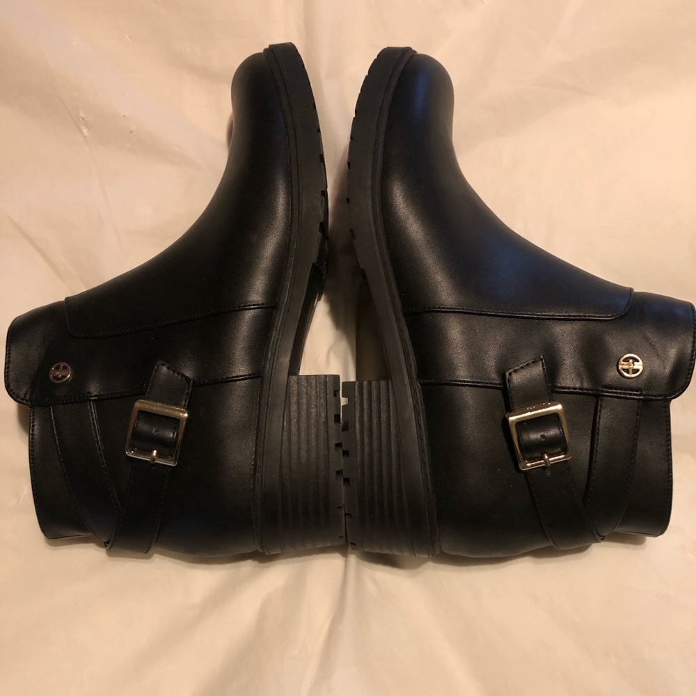 Gianni Bini Brennin Buckled Booties NWOT - Picture 3 of 12